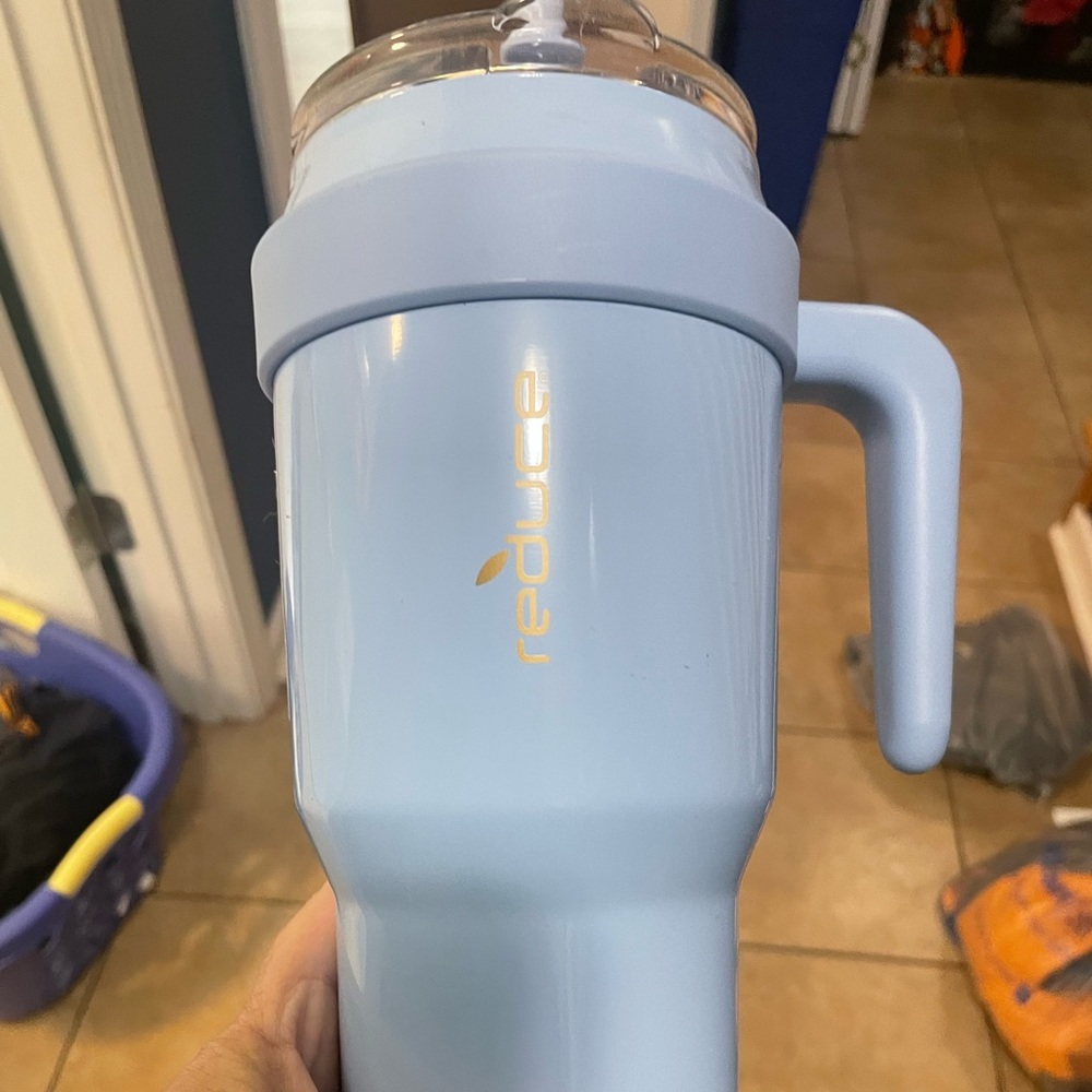 Reduce 40 oz cup